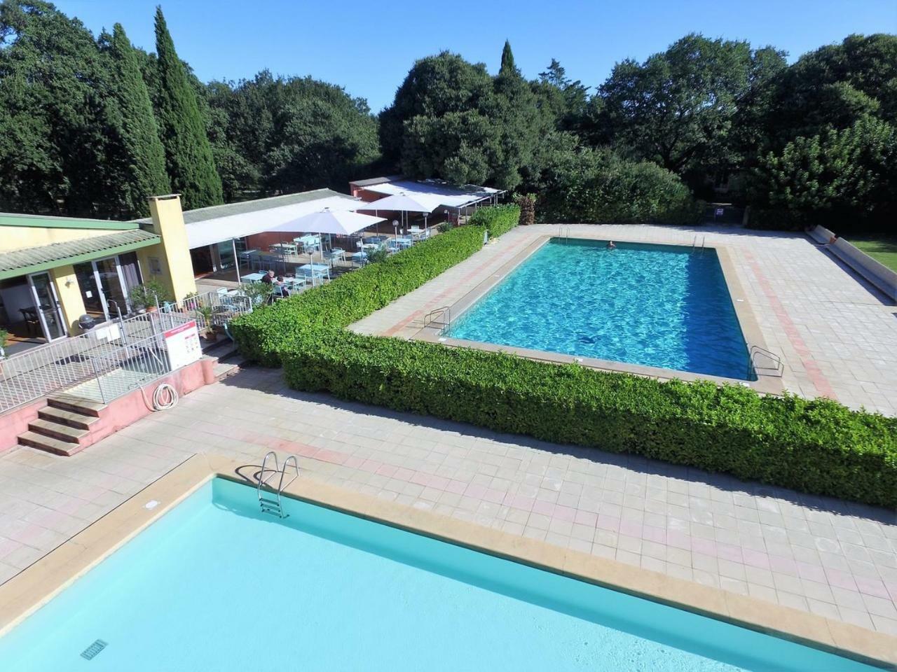Hotel Domaine Le Moulin Neuf à Saint-Quentin-la-Poterie Extérieur photo
